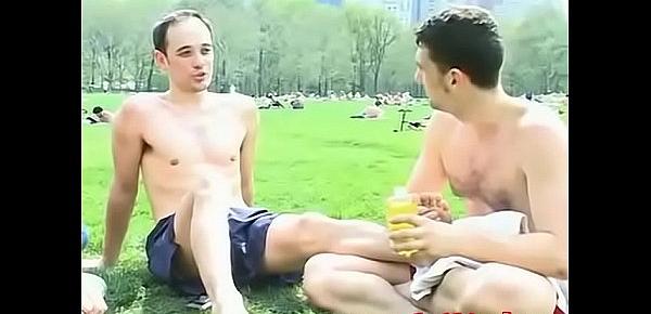  Sporty homos feet oiled up and tickled by his friends